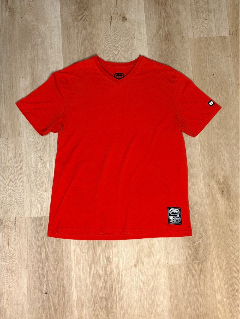 Ecko Unltd Red V Neck T-Shirt Men’s Size XL Baggy Skater Y2K Tee Grunge